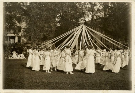 Maypole