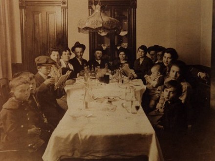 seder-Minneapolis-plitman-e1397495084443